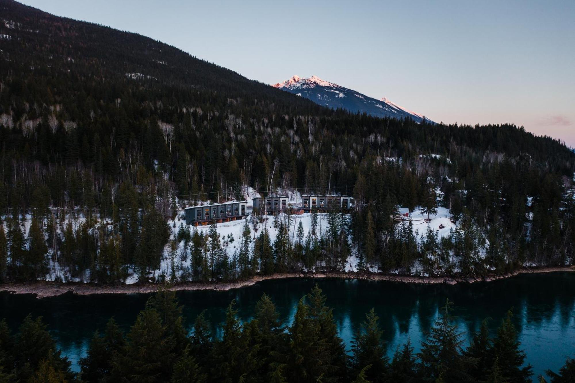 Basecamp 4* Revelstoke