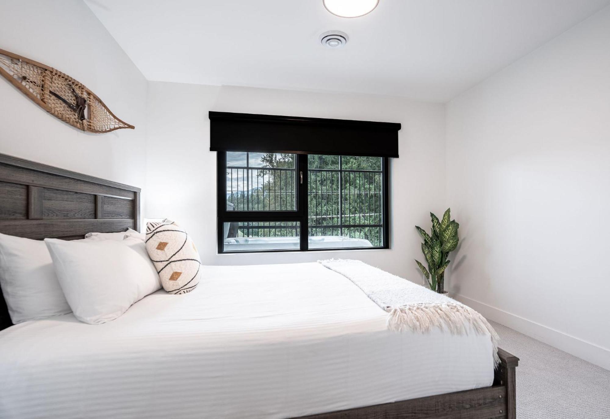 Apartment The Grizzly Basin By Vacations