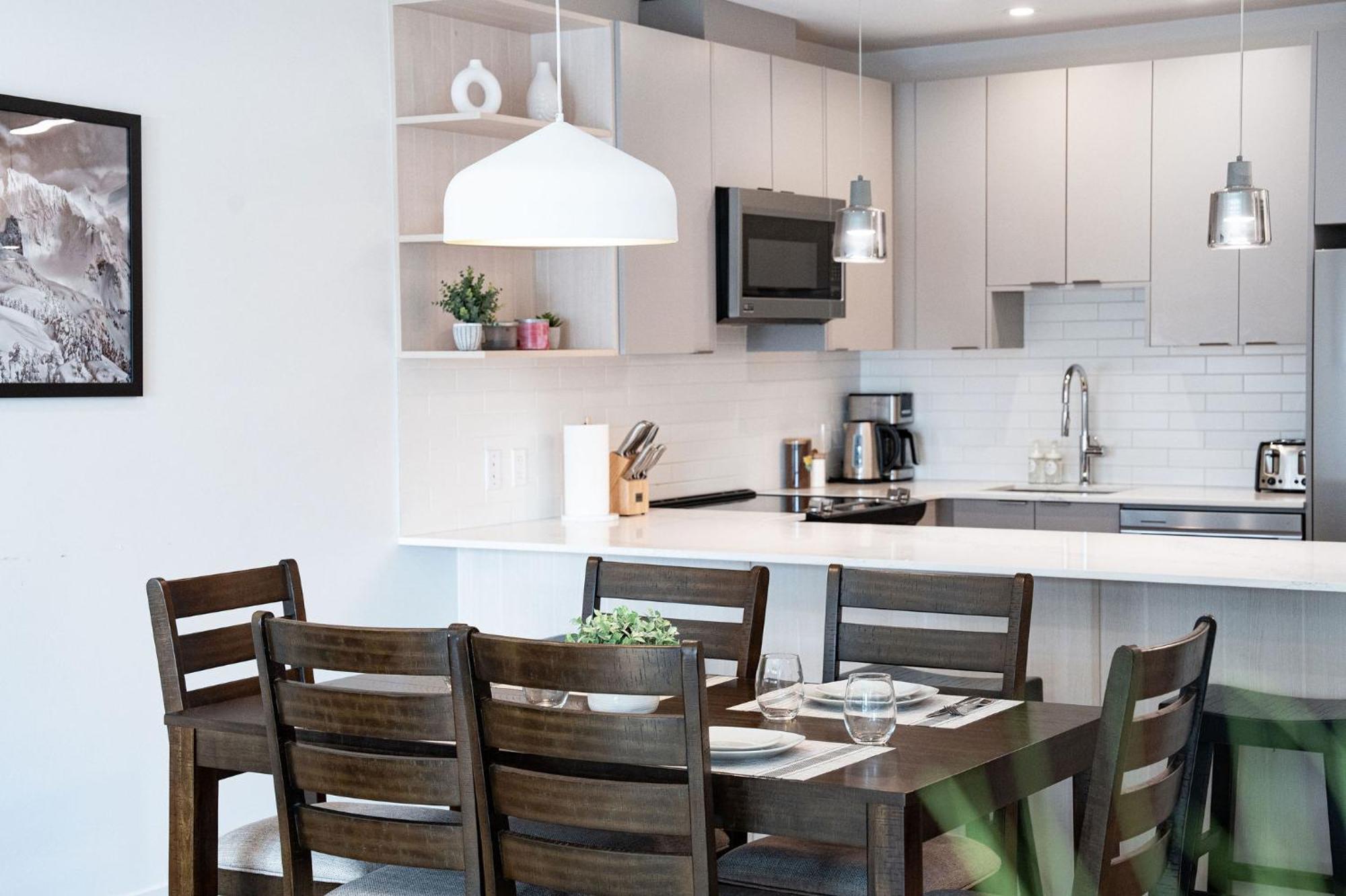 Apartment The Grizzly Basin By Vacations