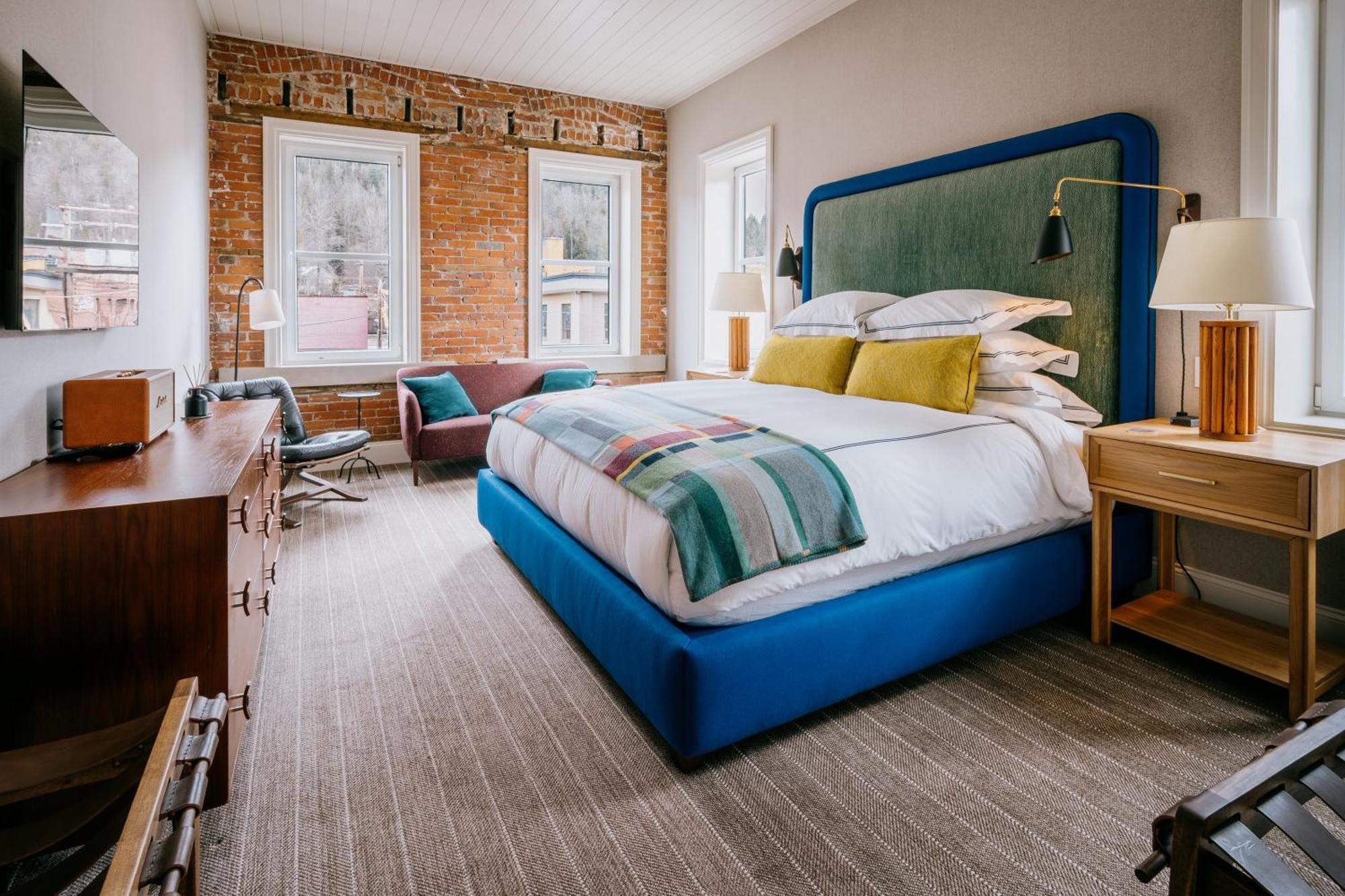 Hotel Eleven