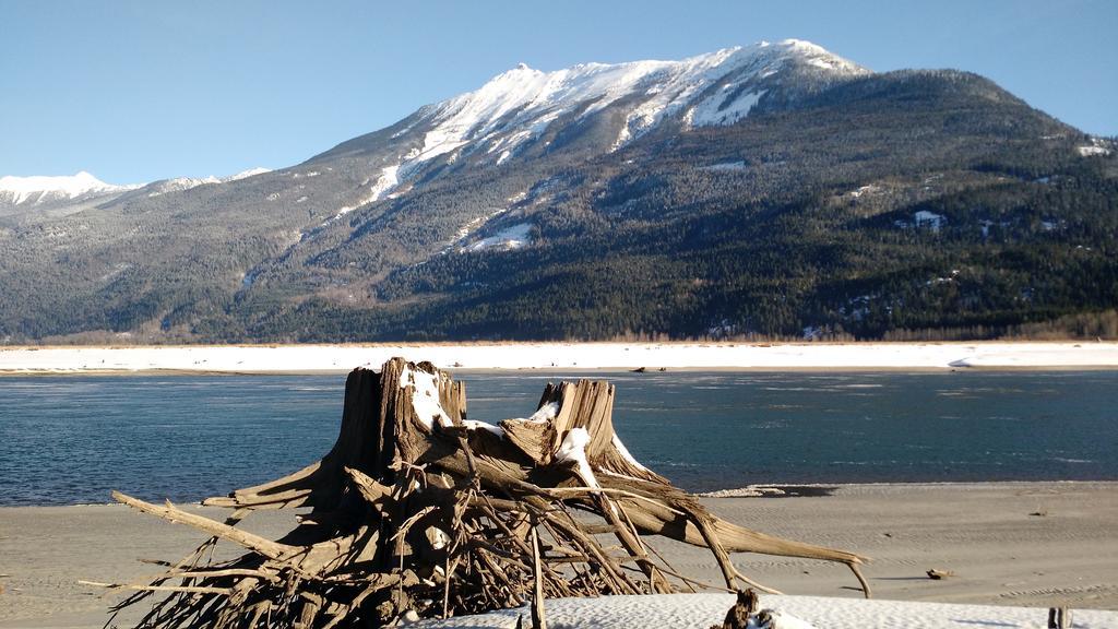 Bed & Breakfast Mulvehill Creek Wilderness And Wedding Chapel Revelstoke