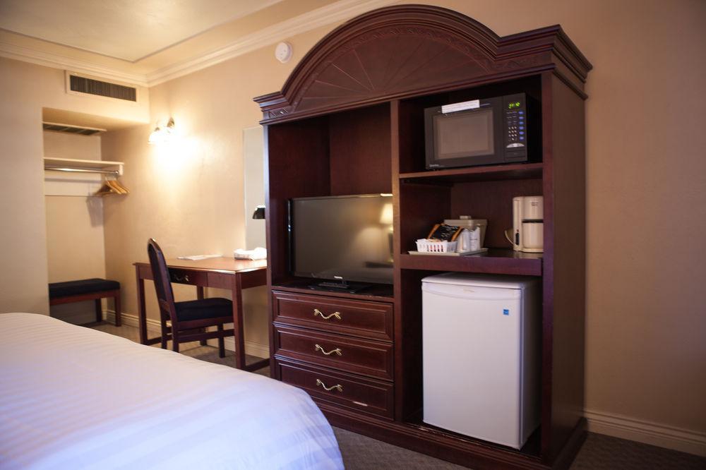 Motel Revelstoke Lodge
