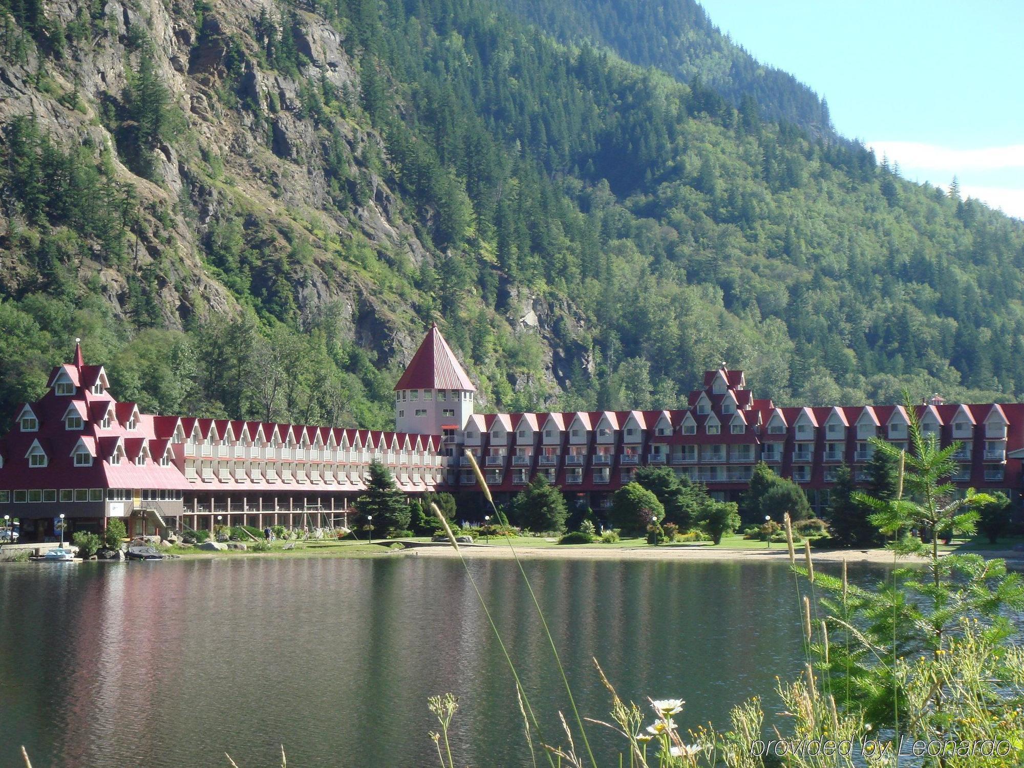 Three Valley Chateau 3* Revelstoke