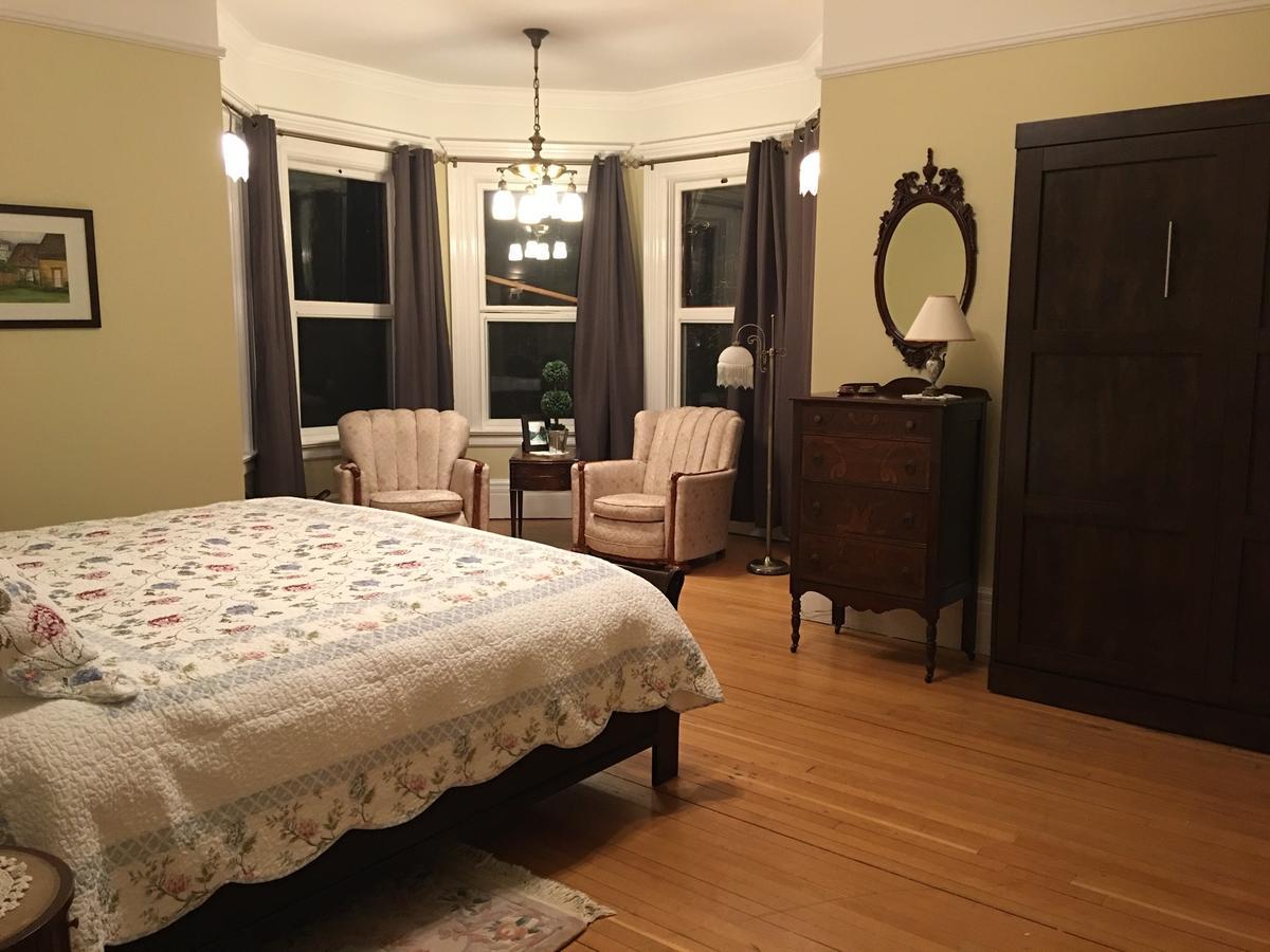 Mccarty House Revelstoke