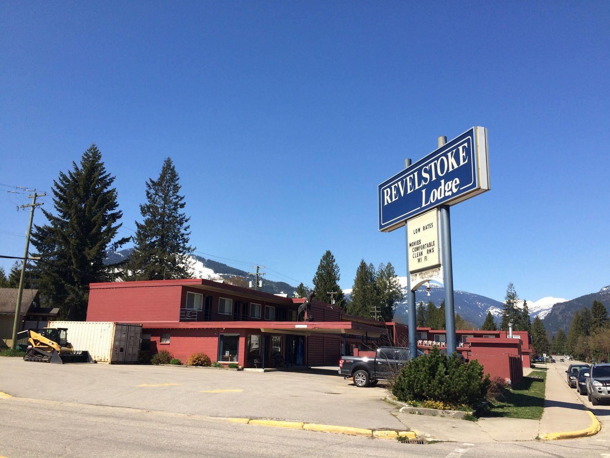Motel Revelstoke Lodge Revelstoke
