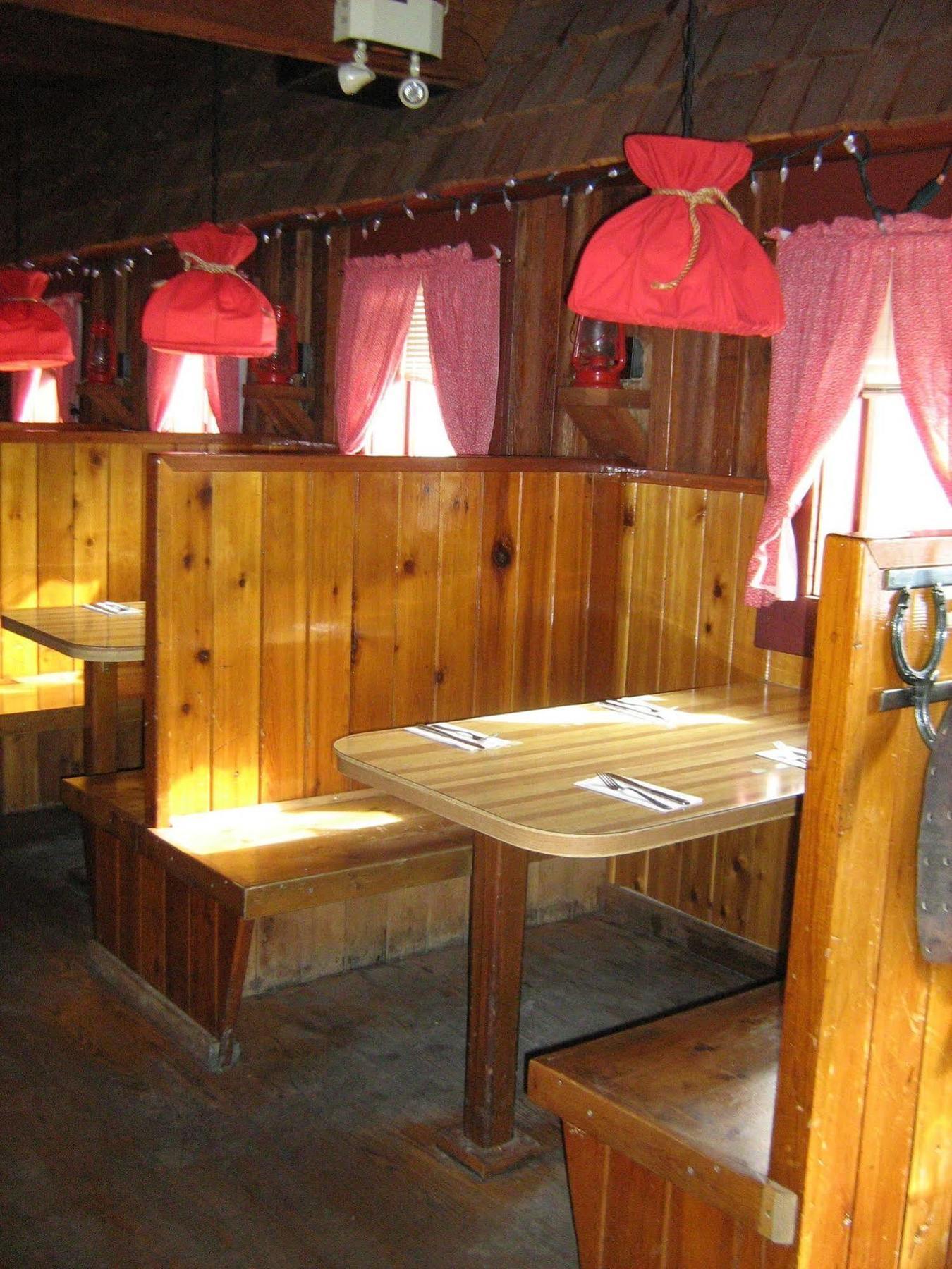 Frontier Motel Revelstoke