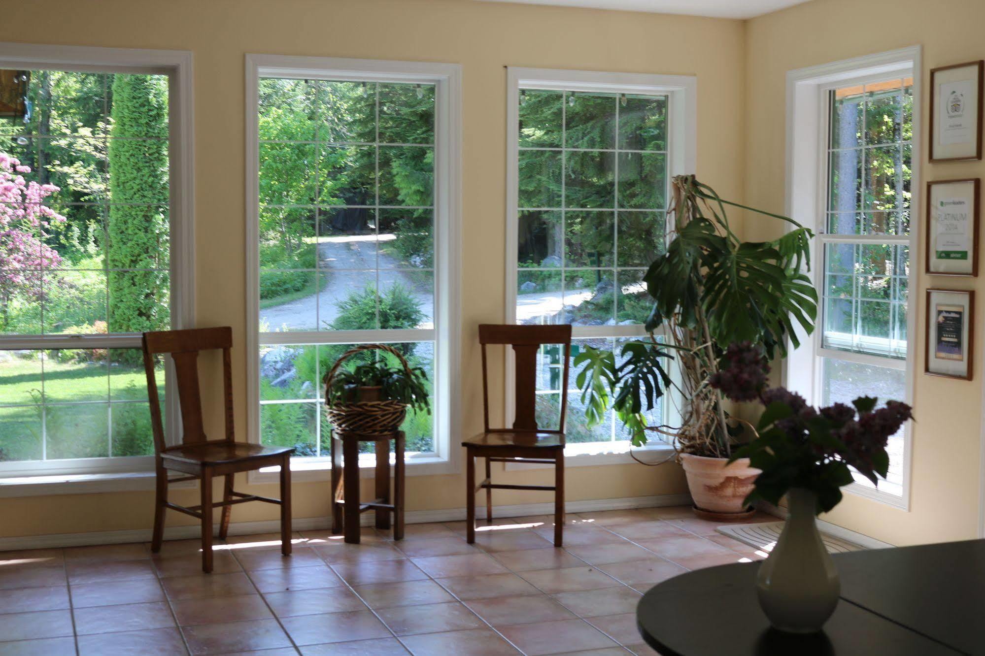 Bed & Breakfast Mulvehill Creek Wilderness And Wedding Chapel