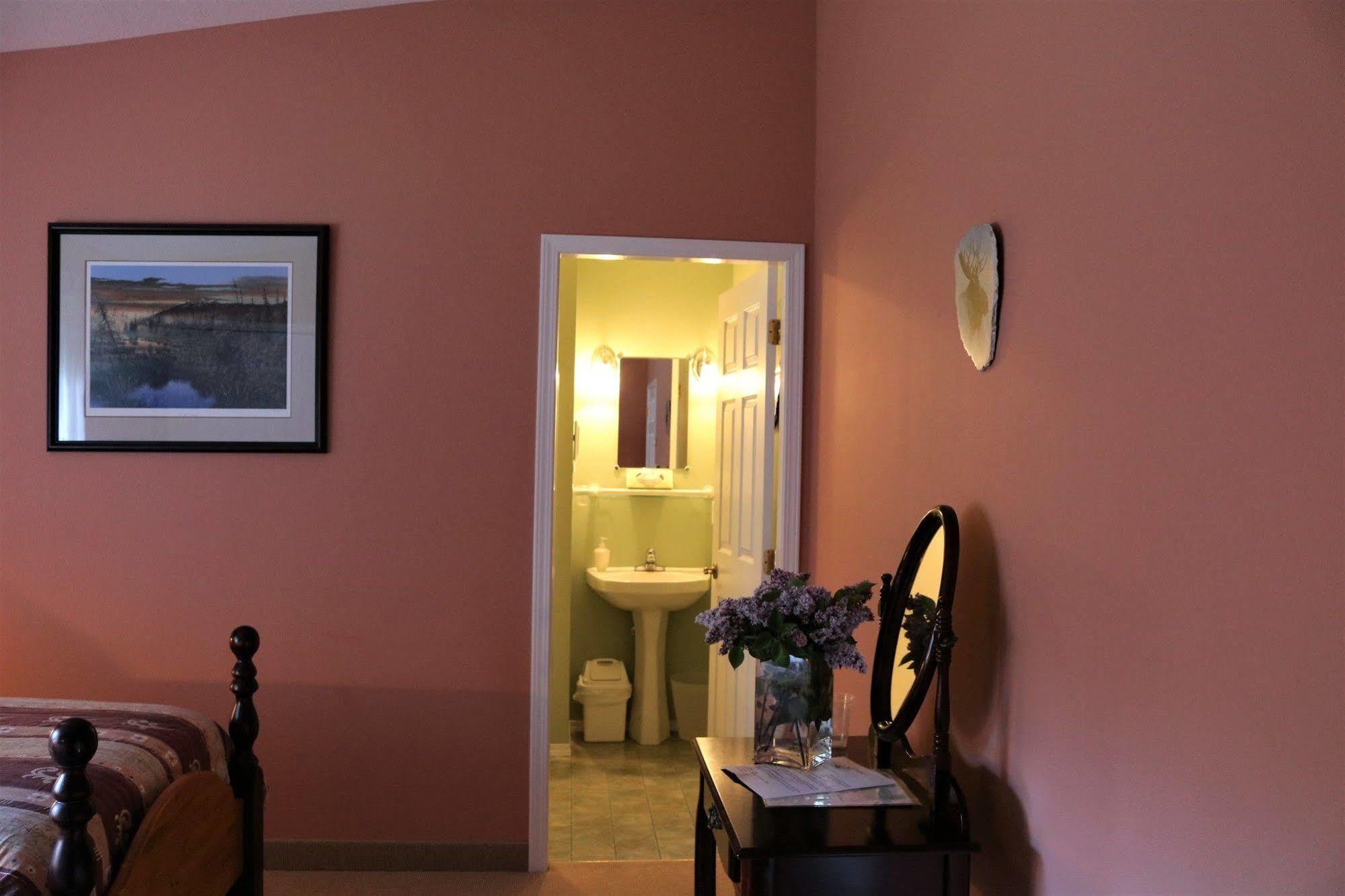 Mulvehill Creek Wilderness And Wedding Chapel 5* Revelstoke