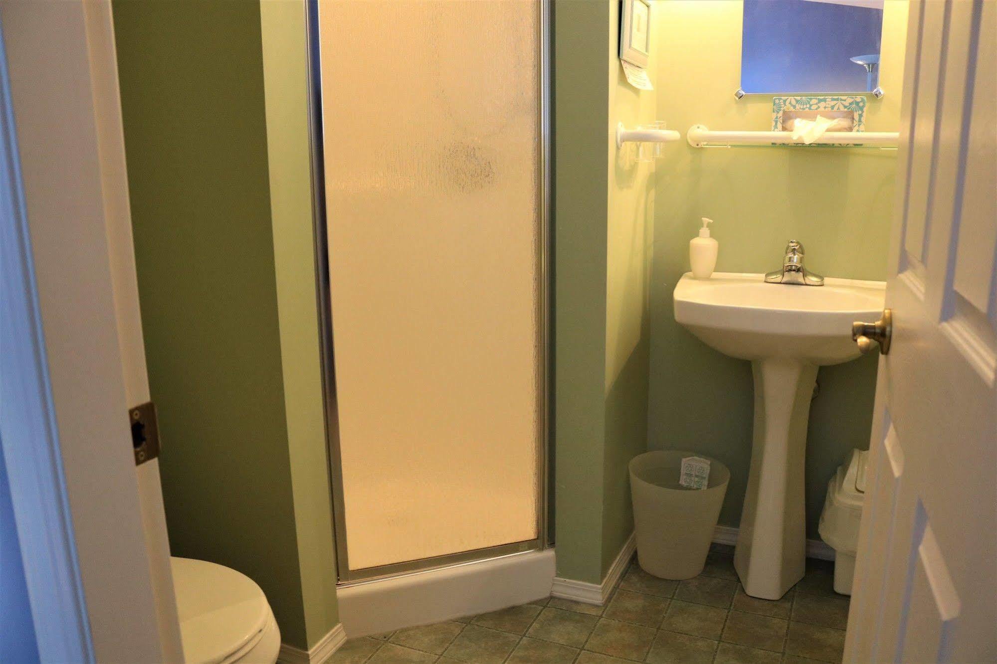 Bed & Breakfast Mulvehill Creek Wilderness And Wedding Chapel 5*