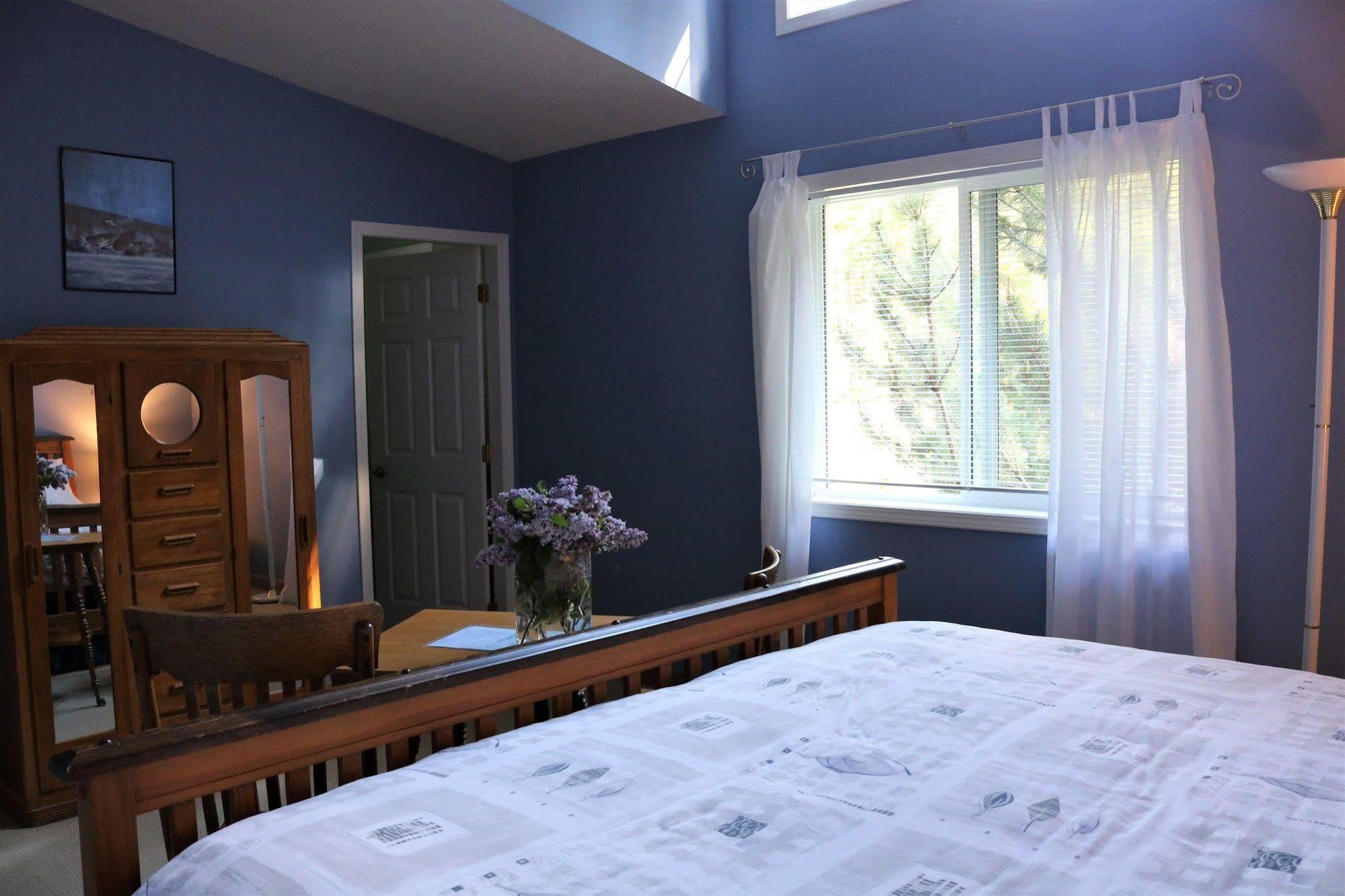 Mulvehill Creek Wilderness And Wedding Chapel Bed & Breakfast