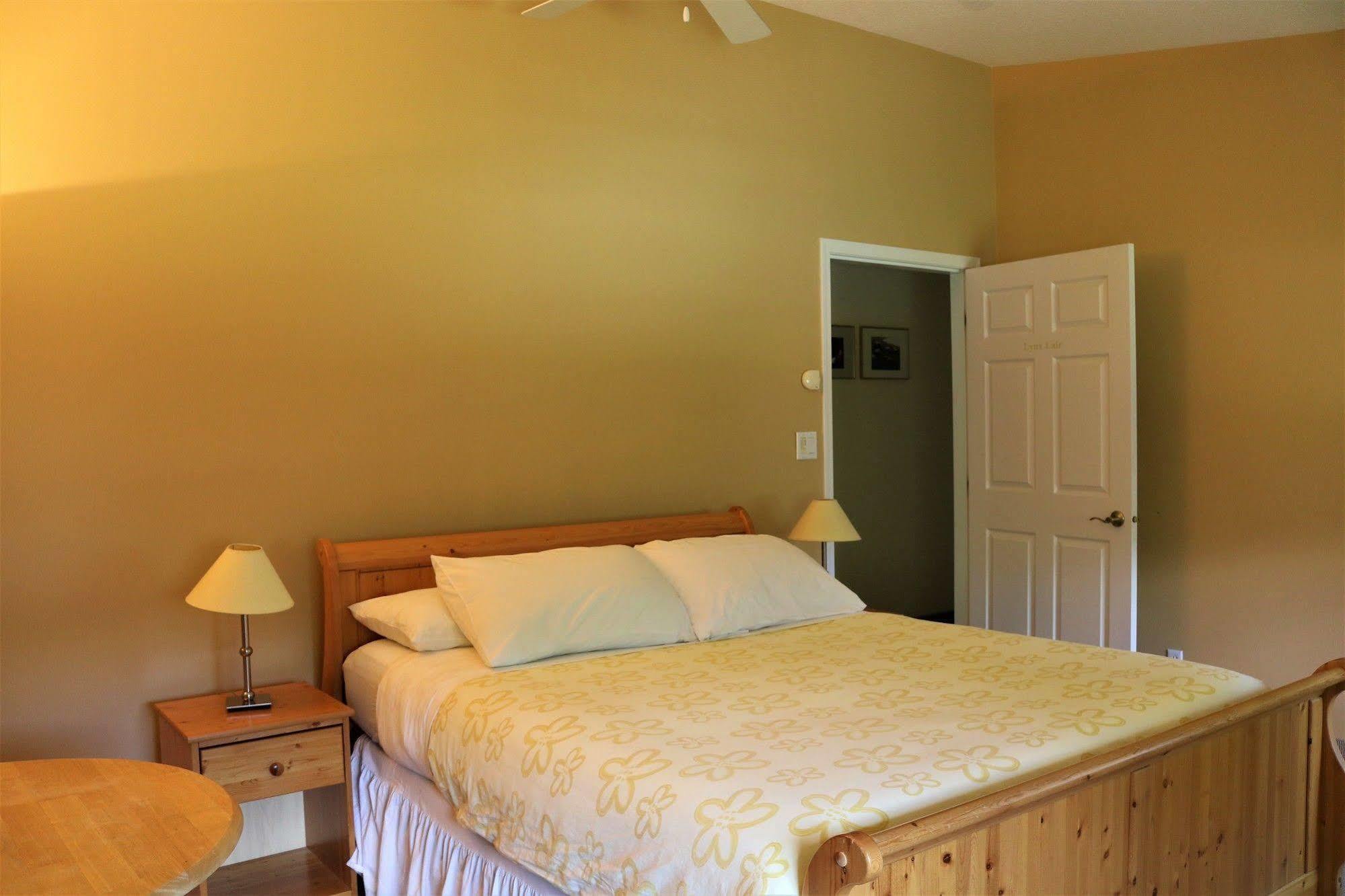 Mulvehill Creek Wilderness And Wedding Chapel 5* Revelstoke