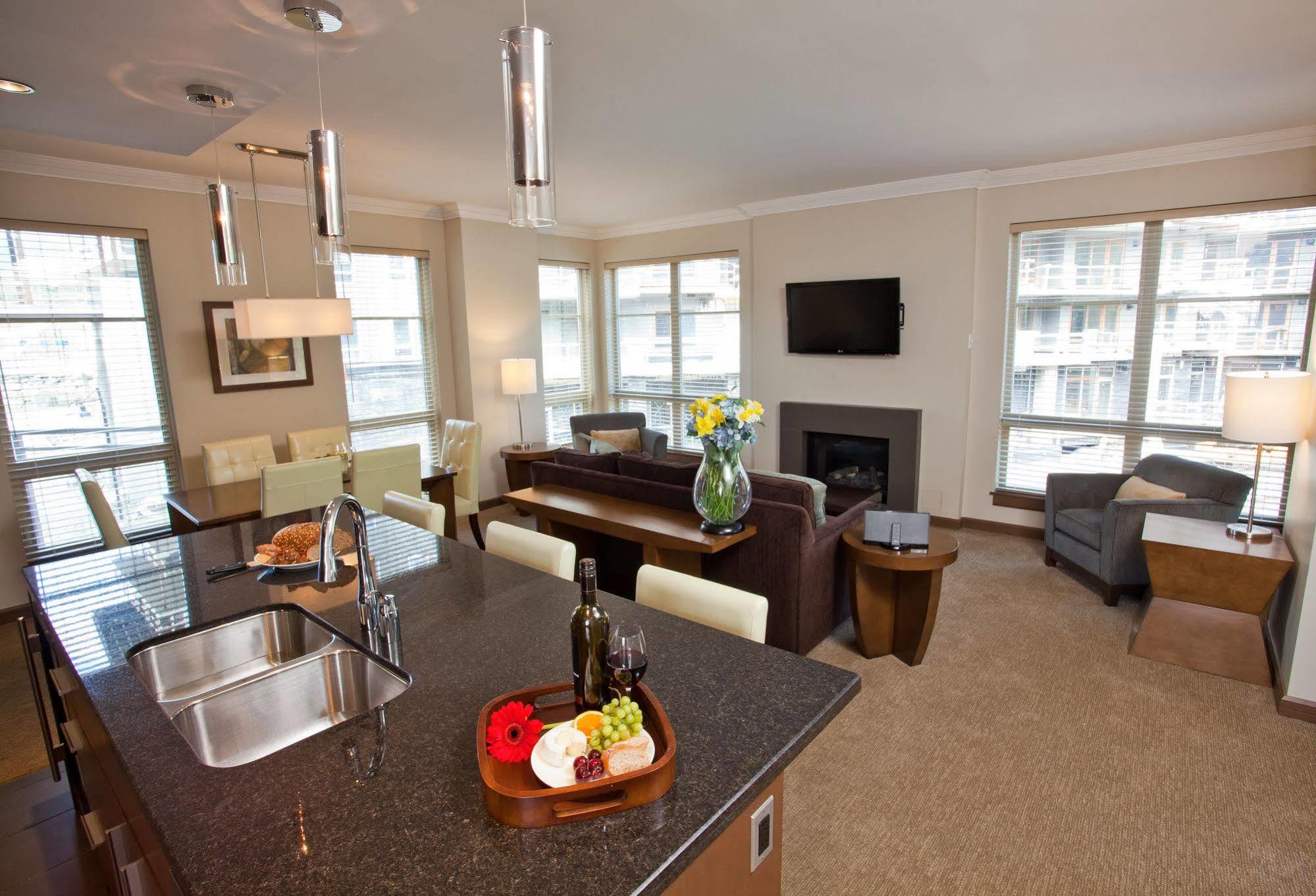 Resort Sutton Place Mountain Revelstoke