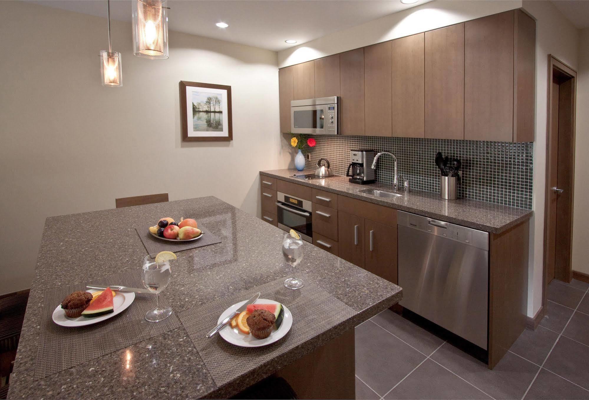 Sutton Place Mountain 4*