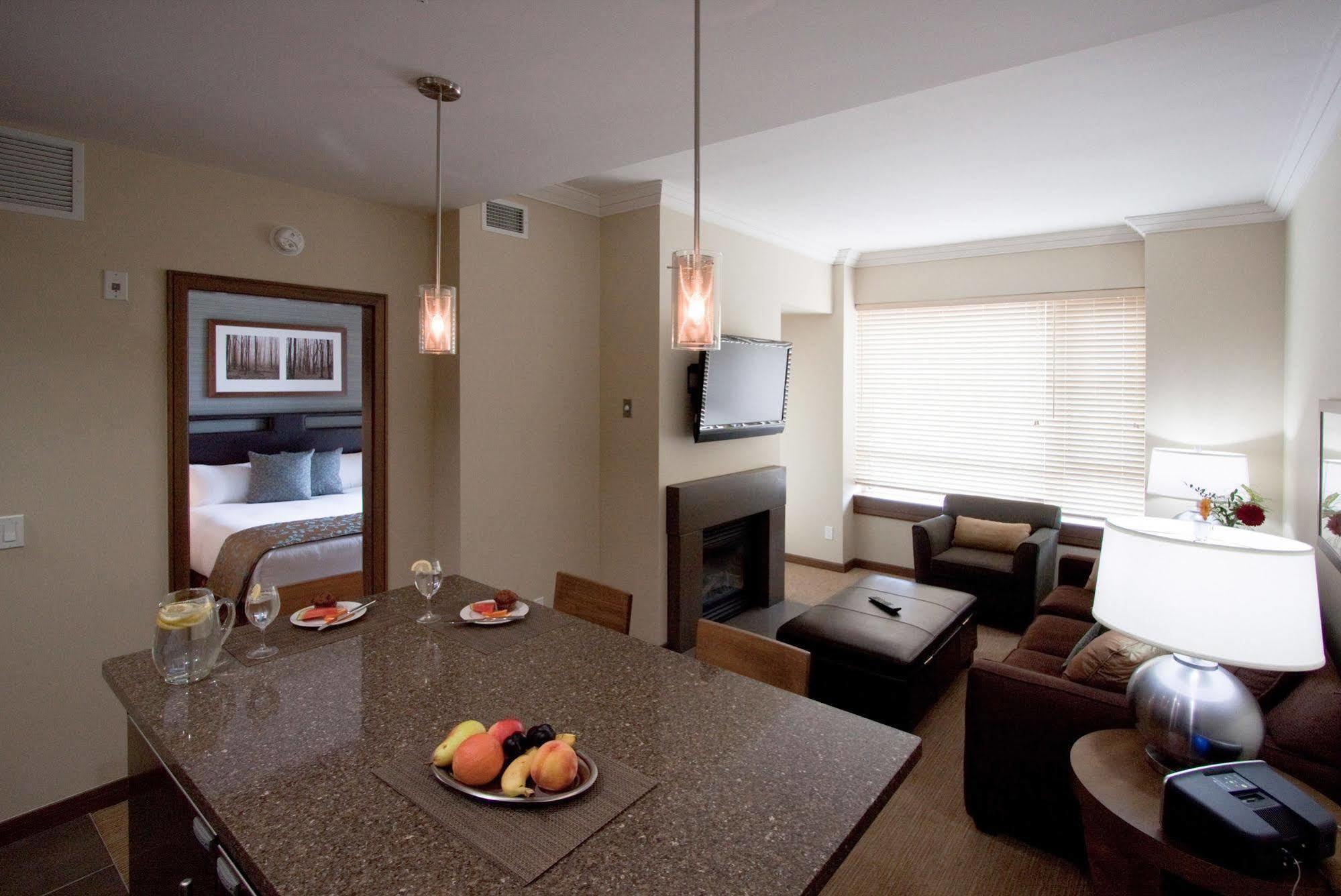 Sutton Place Mountain 4*