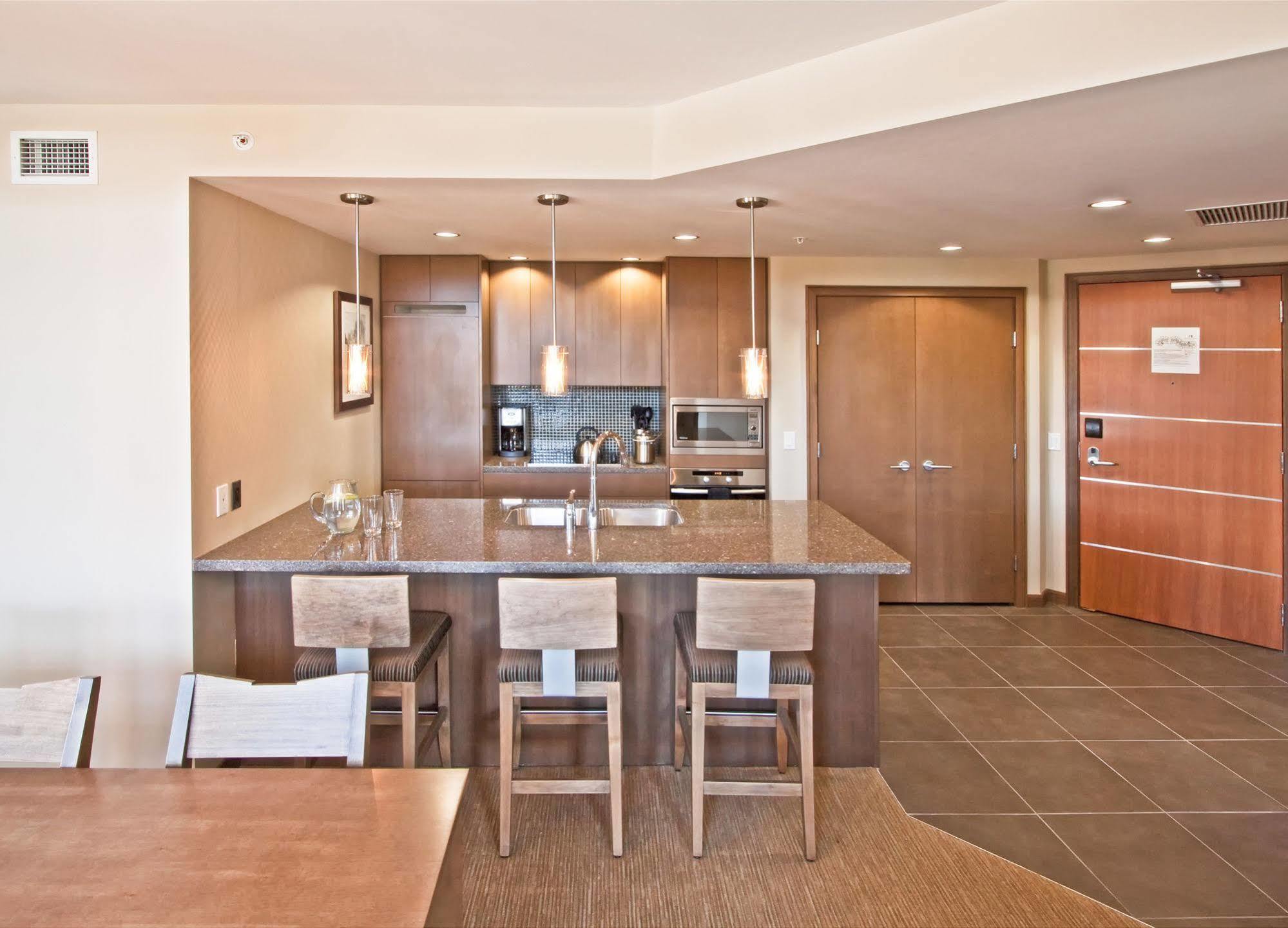 Resort Sutton Place Mountain 4*