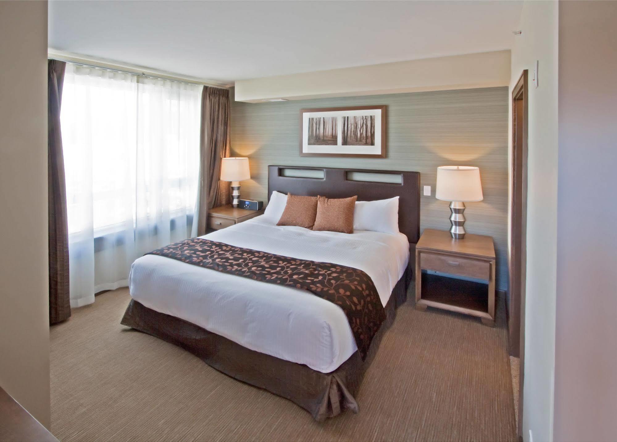 Sutton Place Mountain Resort 4*