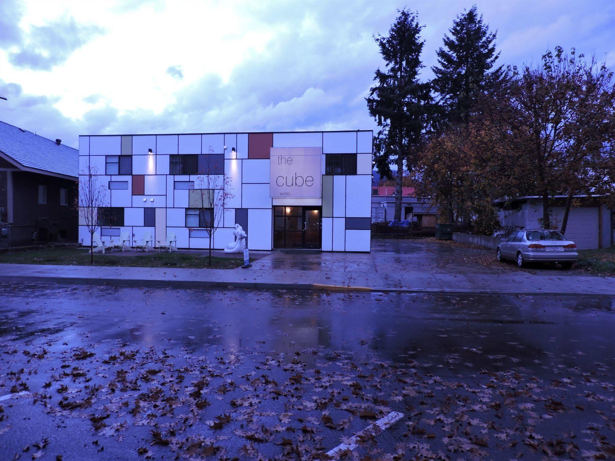 The Cube In 2* Revelstoke