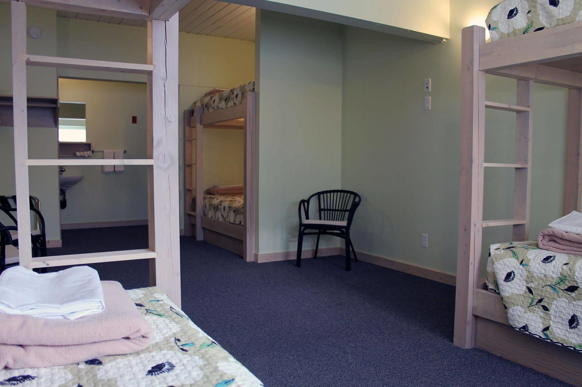 The Cube In Inn Revelstoke