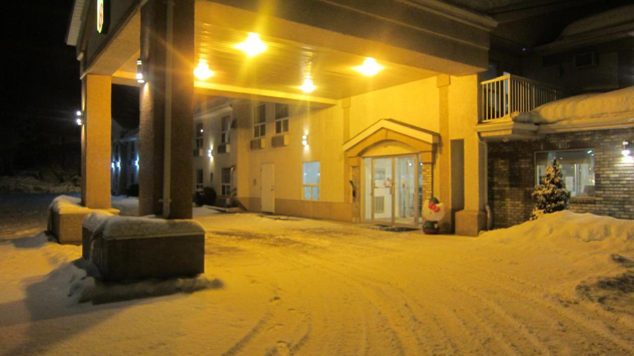 Motel Super 8 By Wyndham Bc