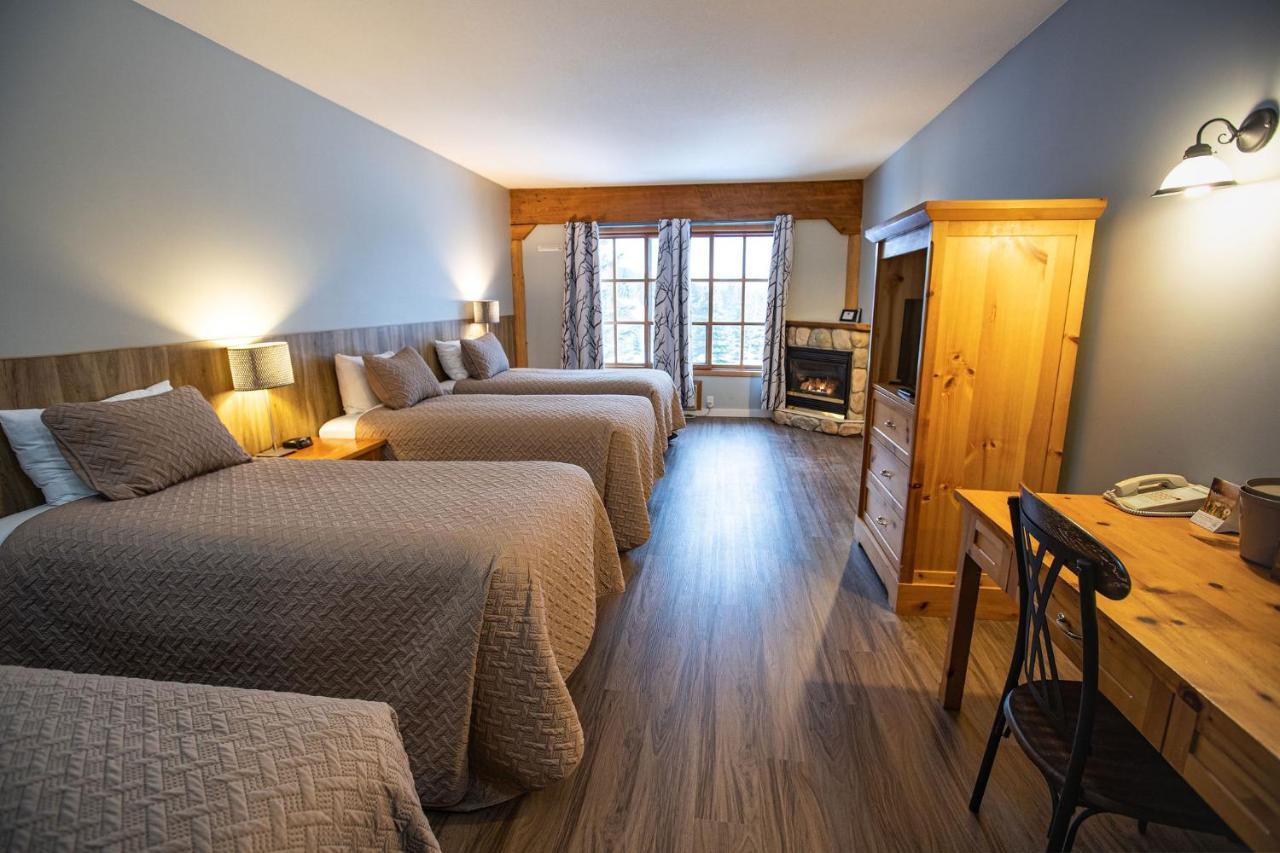 Glacier House & Resort